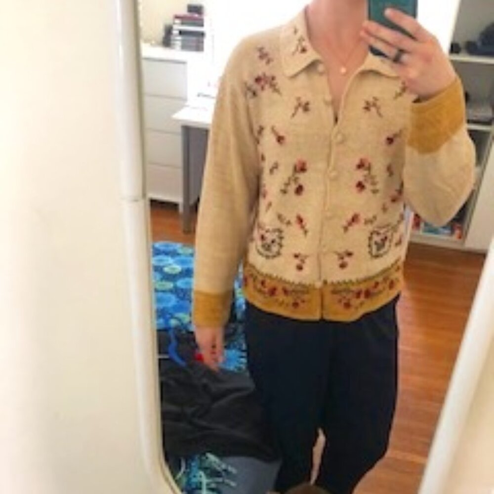 Small/Medium Vintage Sweater